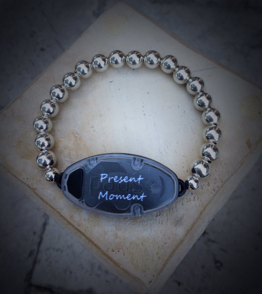 Meaning to pause bracelet amazon online